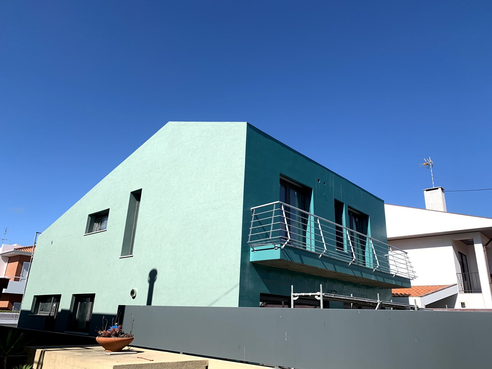 Moradia MV, Árvore — imagem 4